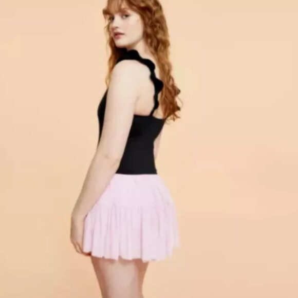 NWT Blogilates Women's Size XS Black Ruffle Tank Top Cropped Athleisure Shirt - Picture 2 of 12